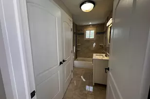678 Bergen Ave, Jersey City, NJ 07304 - Photo 9