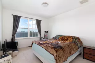61 Lee Ct, Jersey City, NJ 07305 - Photo 11