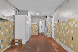 44 E 49th St, Bayonne, NJ 07002 - Photo 31