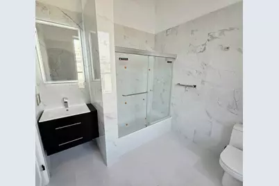 665 Newark Ave #309, Jersey City, NJ 07306 - Photo 7