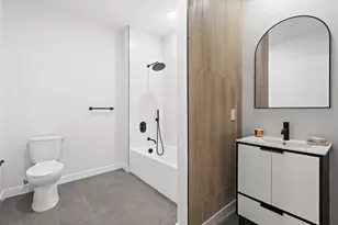 35 Orchard St, Jersey City, NJ 07306 - Photo 17
