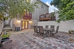 796 2nd St, Secaucus, NJ 07094 - Photo 37