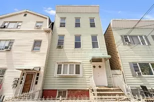 17 Hancock Ave, Jersey City, NJ 07307 - Photo 7