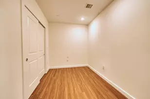 957 Broadway, Bayonne, NJ 07002 - Photo 11