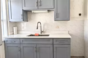 61 Grieco Dr, Jersey City, NJ 07305 - Photo 7