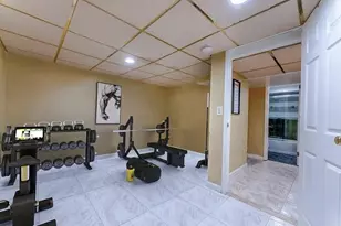23 Sycamore Rd, Bayonne, NJ 07002 - Photo 9