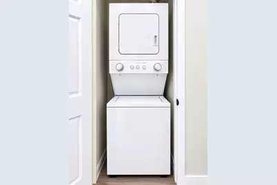 32 West 19th St #2R, Bayonne, NJ 07002 - Photo 21