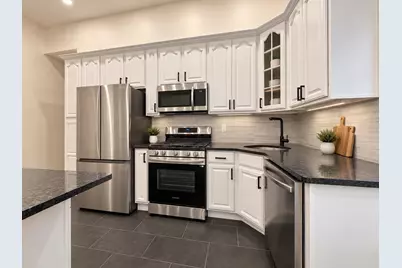 32 West 19th St #2R, Bayonne, NJ 07002 - Photo 19