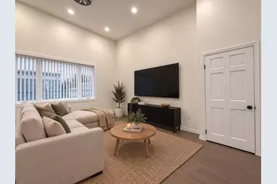 32 West 19th St #2R, Bayonne, NJ 07002 - Photo 5