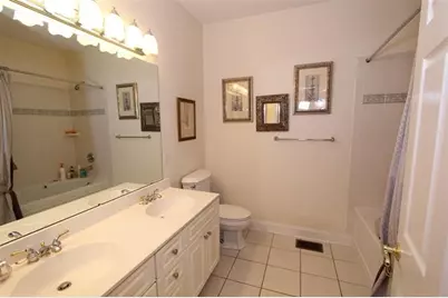 291 Roslyn Ct, West New York, NJ 07093 - Photo 7