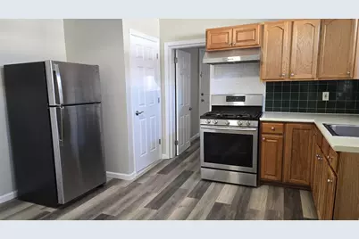 667 Broadway #1, Bayonne, NJ 07002 - Photo 3