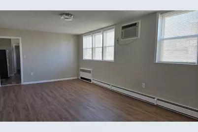 667 Broadway #1, Bayonne, NJ 07002 - Photo 1