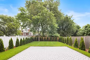300 Clerk St, Jersey City, NJ 07304 - Photo 11