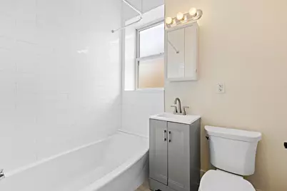 300 Clerk St #3L, Jersey City, NJ 07304 - Photo 5
