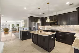 31 Leary Ln, Edgewater, NJ 07020 - Photo 11