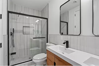 34 Thorne St #2, Jersey City, NJ 07307 - Photo 9