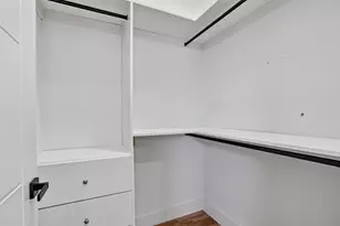 34 Thorne St, Jersey City, NJ 07307 - Photo 9