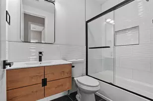34 Thorne St, Jersey City, NJ 07307 - Photo 15