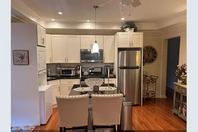 907 Summit Ave #3A, Jersey City, NJ 07307 - Photo 1