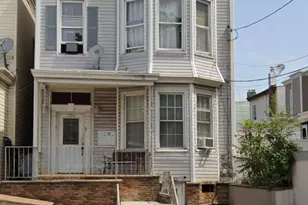 706 17th St, Union City, NJ 07087 - Photo 1