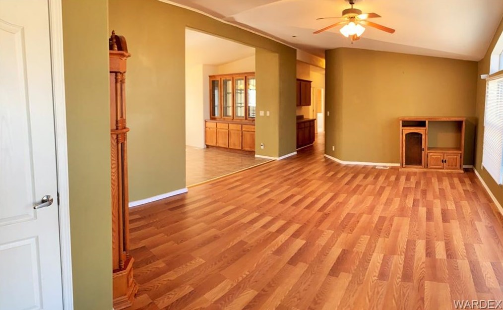 2710 Calle Cedral, Kingman AZ 86409-8319 exterior