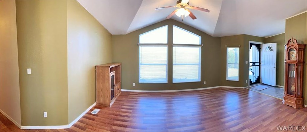 2710 Calle Cedral, Kingman AZ 86409-8319 exterior