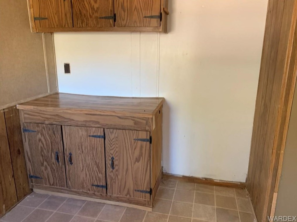 2730 Northfield Ave, Kingman AZ 86409-2358 exterior