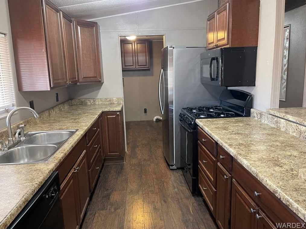 2740 Devlin Ave, Kingman AZ 86409-2205 exterior