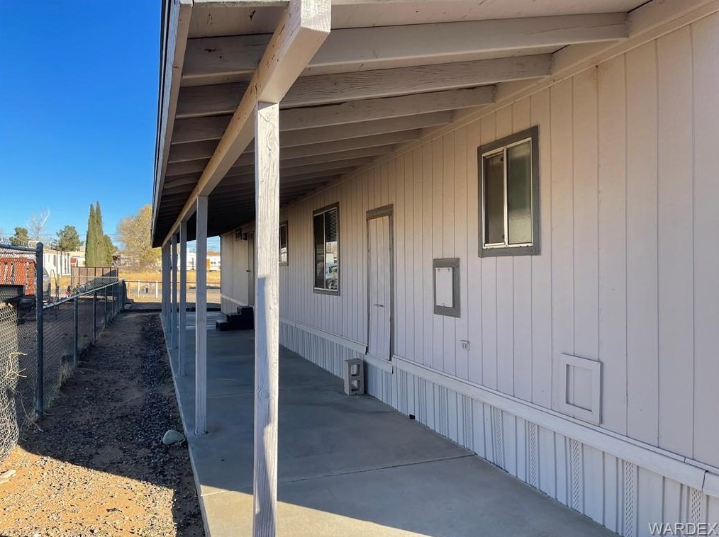 2740 Devlin Ave, Kingman AZ 86409-2205 exterior