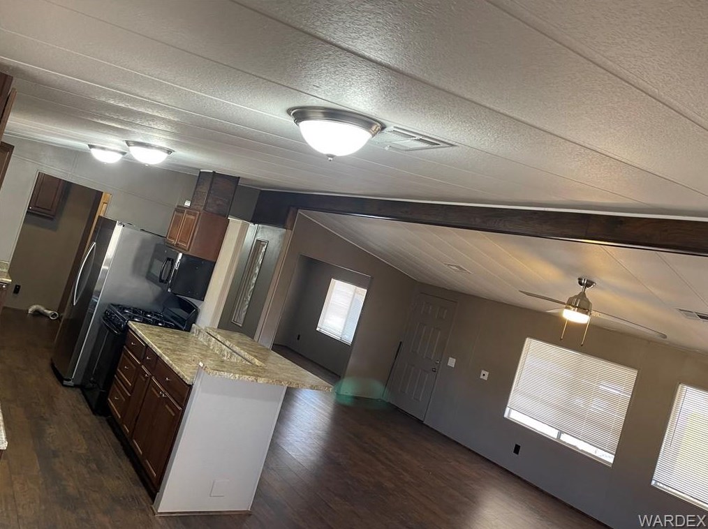 2740 Devlin Ave, Kingman AZ 86409-2205 exterior