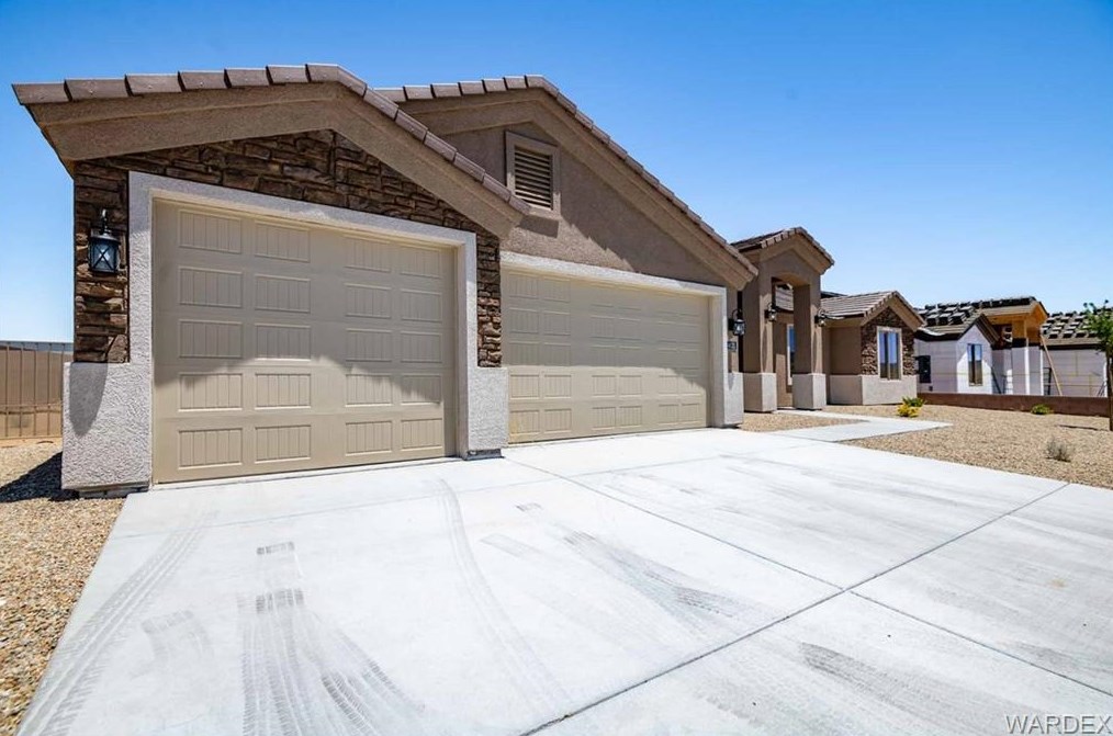 3282 Roma Rd, Kingman AZ 86401 exterior