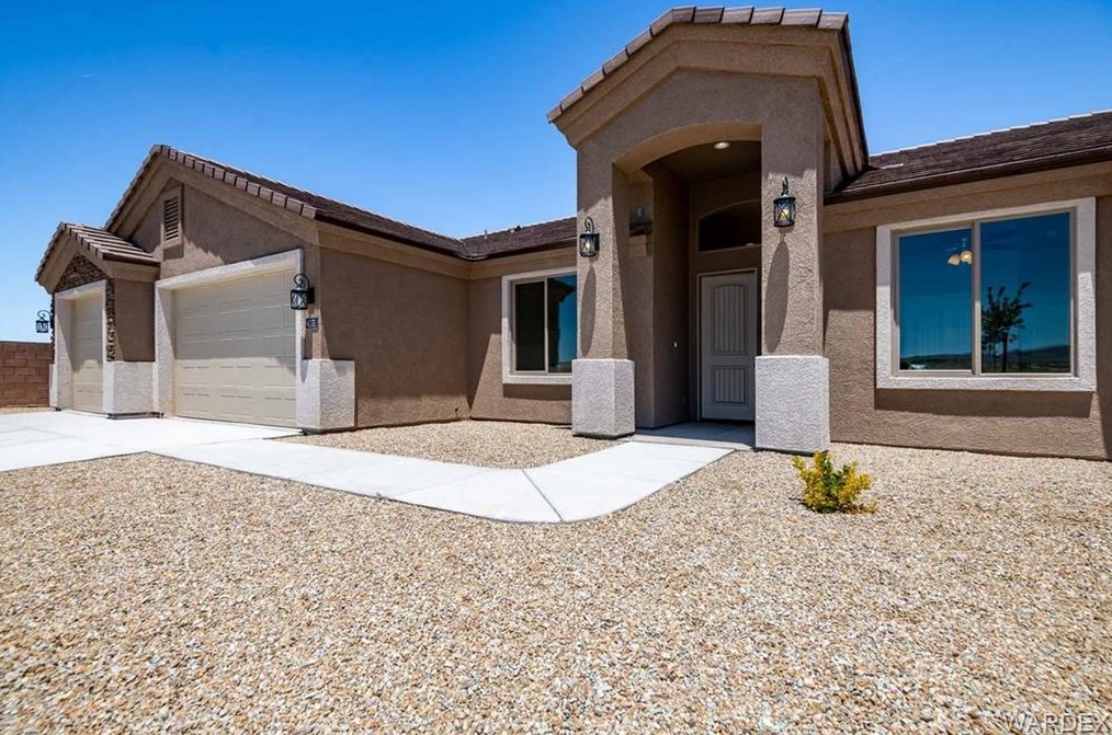 3282 Roma Rd, Kingman AZ 86401 exterior