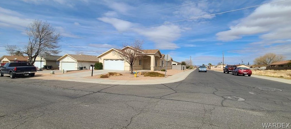 2647 Southern Ave, Kingman AZ 86401-5313 exterior