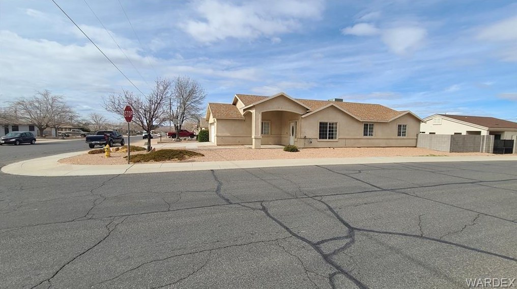 2647 Southern Ave, Kingman AZ 86401-5313 exterior