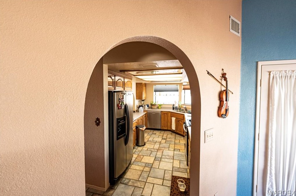 4893 Scotty Dr, Kingman AZ 86409-9002 exterior