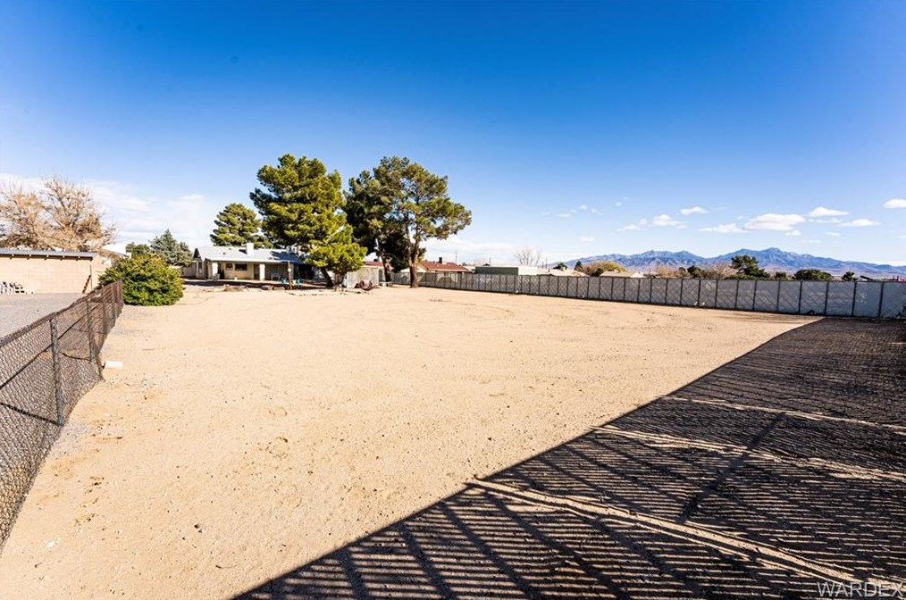 4893 Scotty Dr, Kingman AZ 86409-9002 exterior