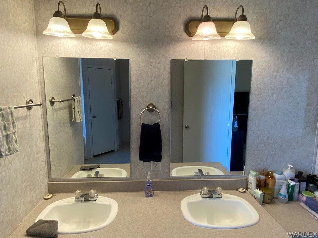 1945 Northfield Ave, Kingman AZ 86409-0403 exterior