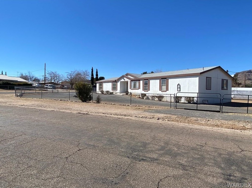 1945 Northfield Ave, Kingman AZ 86409-0403 exterior