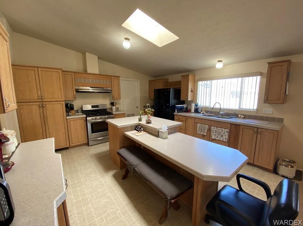 1945 Northfield Ave, Kingman AZ 86409-0403 exterior