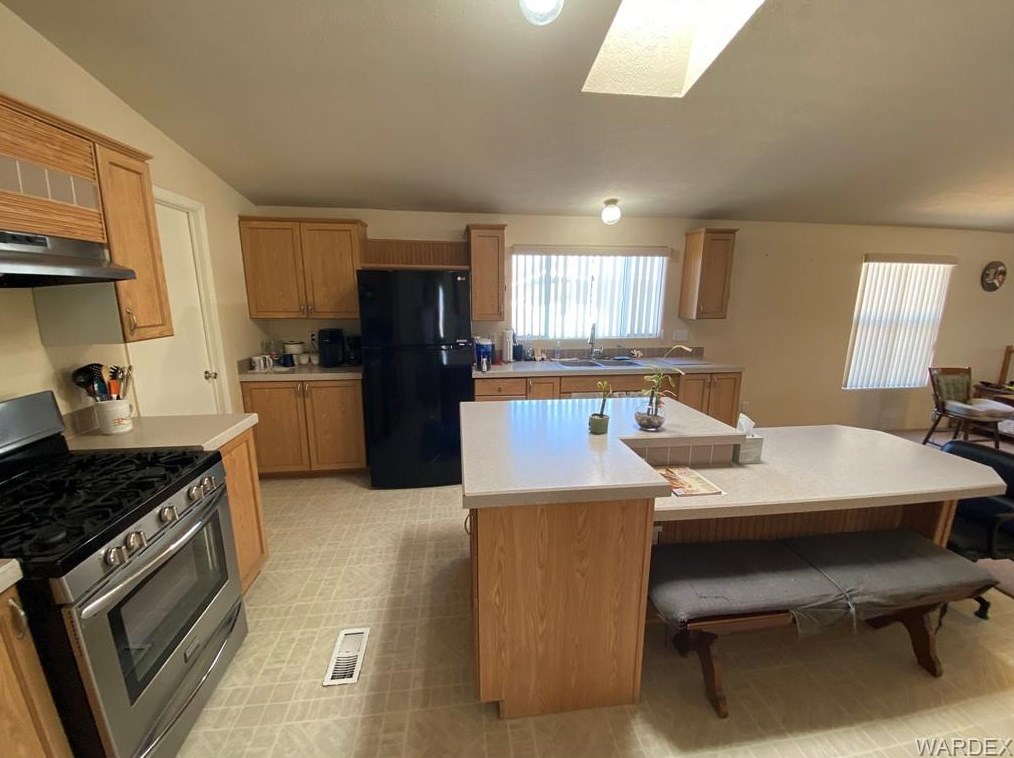 1945 Northfield Ave, Kingman AZ 86409-0403 exterior