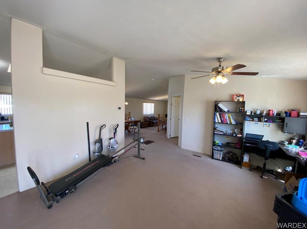 1945 Northfield Ave, Kingman AZ 86409-0403 exterior