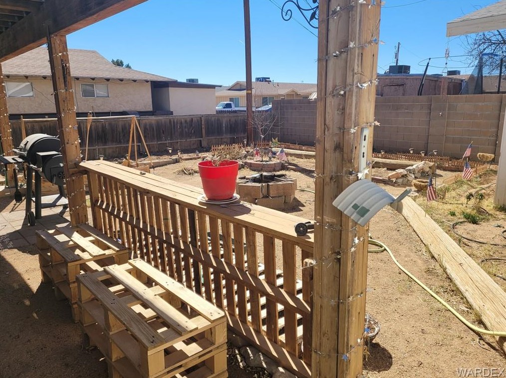 3865 Roosevelt St, Kingman AZ 86409-2673 exterior