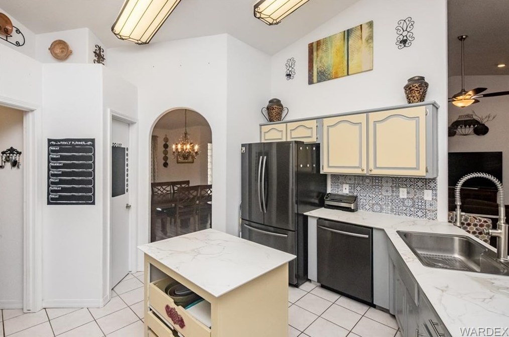 2591 Diamond Spur St, Kingman AZ 86401-7848 exterior