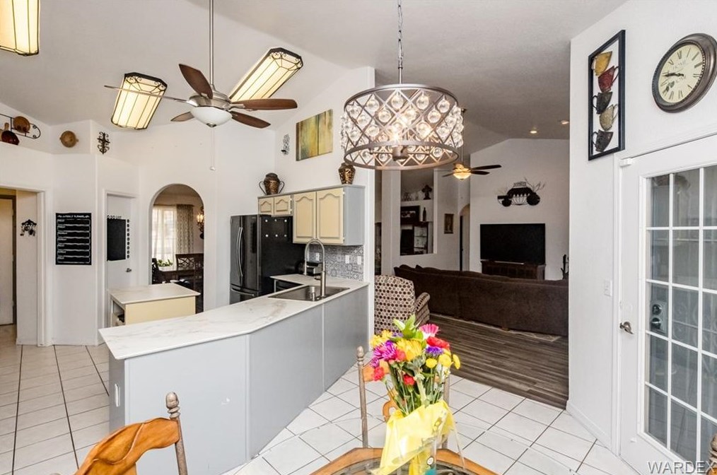 2591 Diamond Spur St, Kingman AZ 86401-7848 exterior