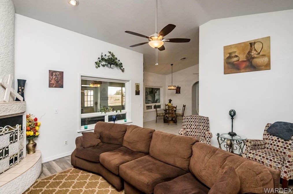 2591 Diamond Spur St, Kingman AZ 86401-7848 exterior