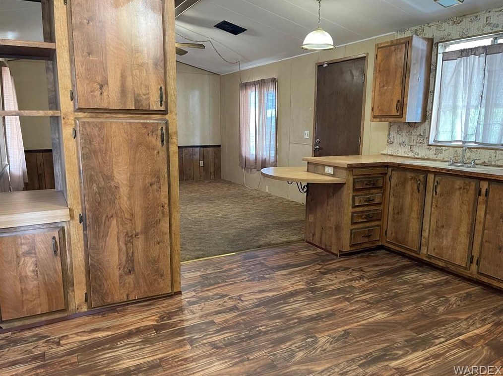 1550 Devlin Ave, Kingman AZ 86409-2207 exterior