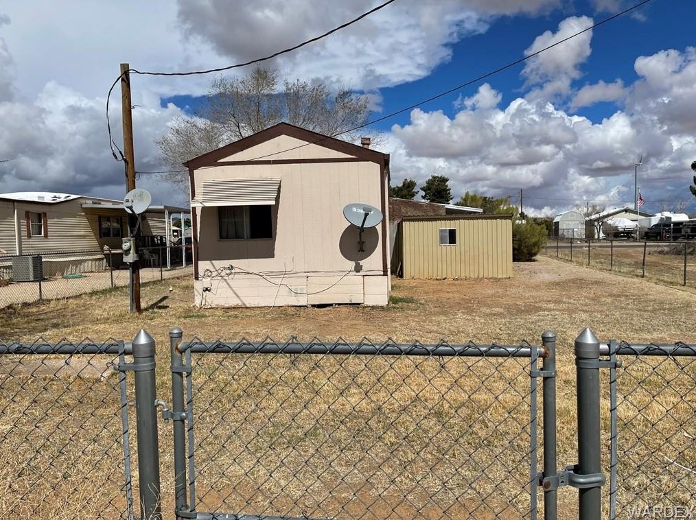 1550 Devlin Ave, Kingman AZ 86409-2207 exterior