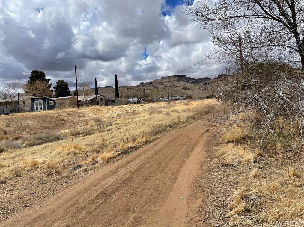 1550 Devlin Ave, Kingman AZ 86409-2207 exterior