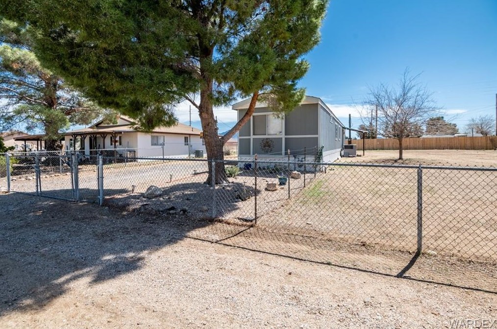 2930 Devlin Ave, Kingman AZ 86409-2207 exterior