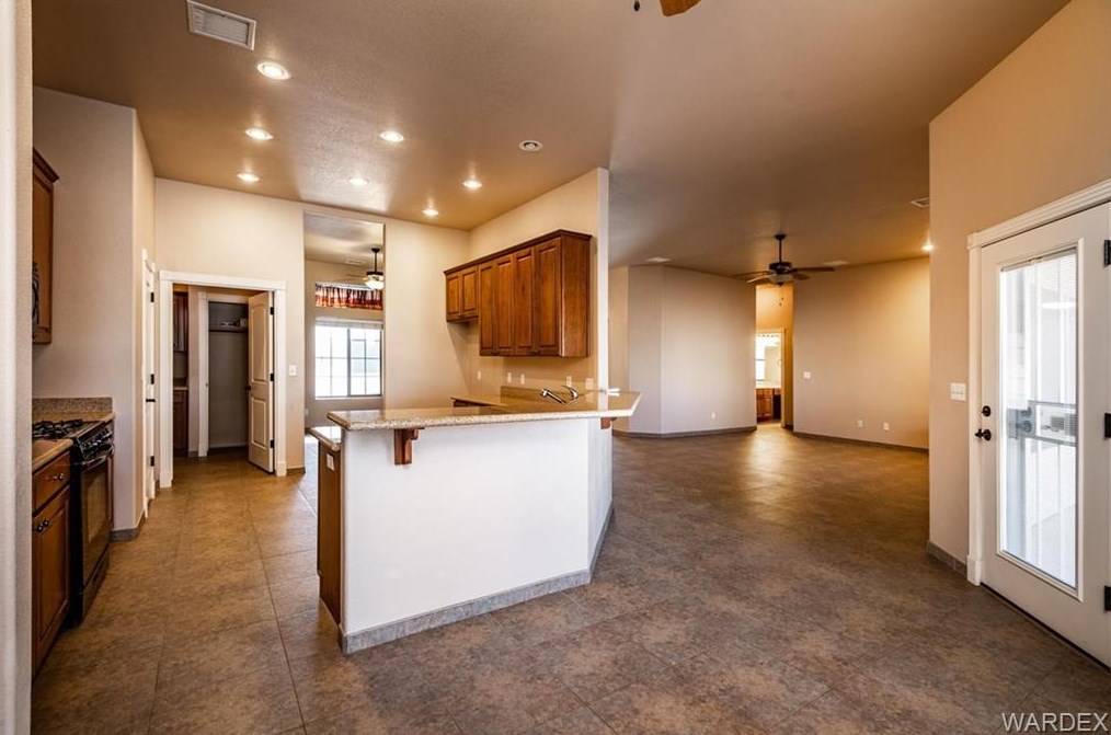 2905 Diamond Spur St, Kingman AZ 86401-7851 exterior